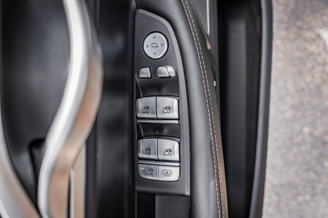 Used 2022 BMW M760i xDrive w/ Luxury Rear Seating Package image 20