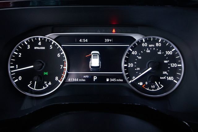 Used 2024 Nissan Pathfinder SL w/ SL Premium Package image 5