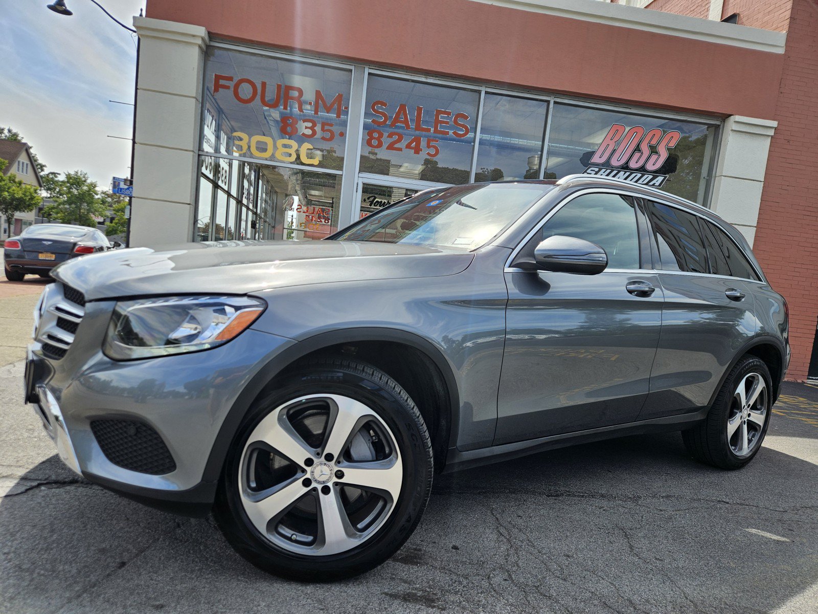 Used 2016 Mercedes-Benz GLC 300 4MATIC image 1