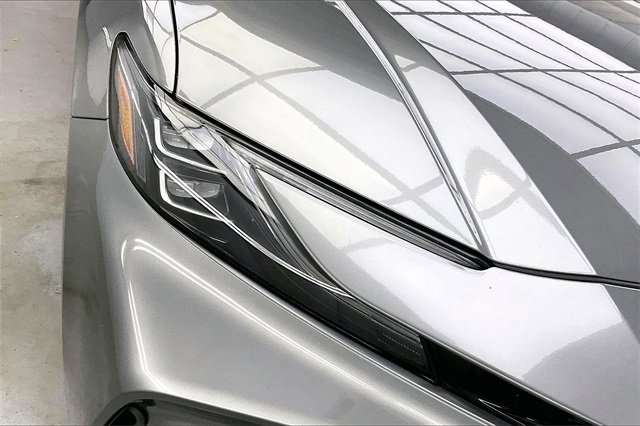 Used 2025 Toyota Camry XLE image 26