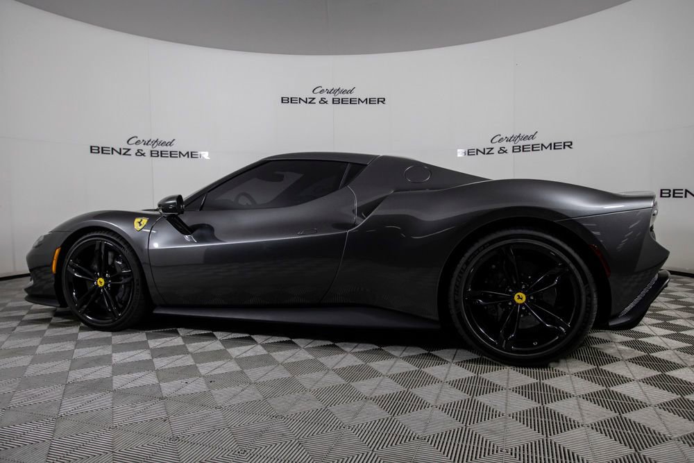 Used 2024 Ferrari 296 GTB RWD image 9