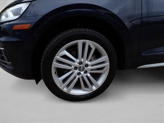 Used 2019 Audi Q5 2.0T Premium Plus w/ Premium Plus Package AWD/4WD image 7
