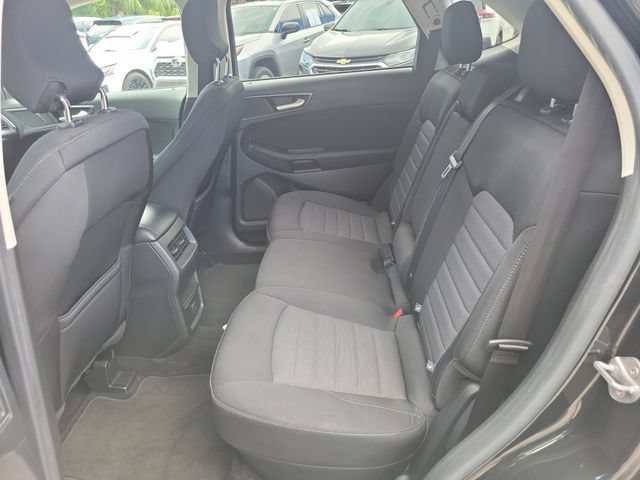 Used 2015 Ford Edge SE FWD image 12