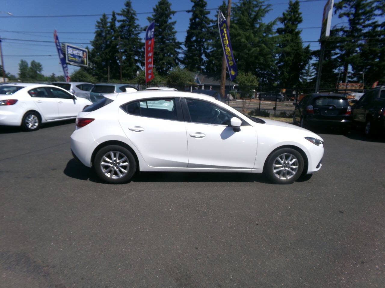 Used 2014 MAZDA MAZDA3 i Grand Touring FWD image 1