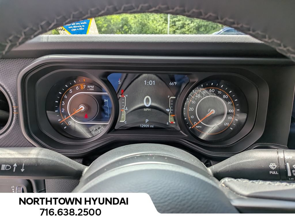 Used 2026 Jeep Gladiator Mojave AWD/4WD image 8