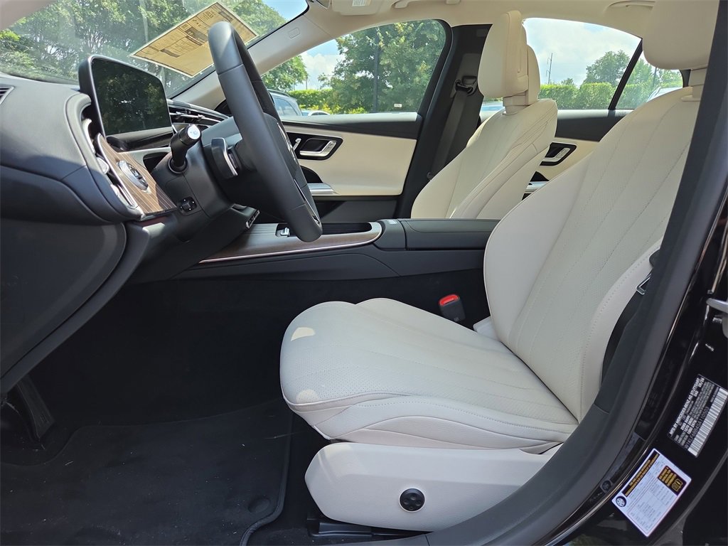 New 2025 Mercedes-Benz E 450 4MATIC Sedan image 10