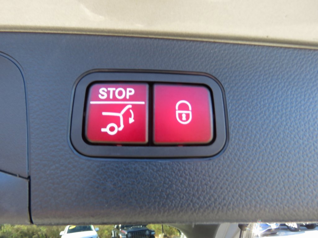 Used 2021 Mercedes-Benz GLC 300 GLC 300 image 19