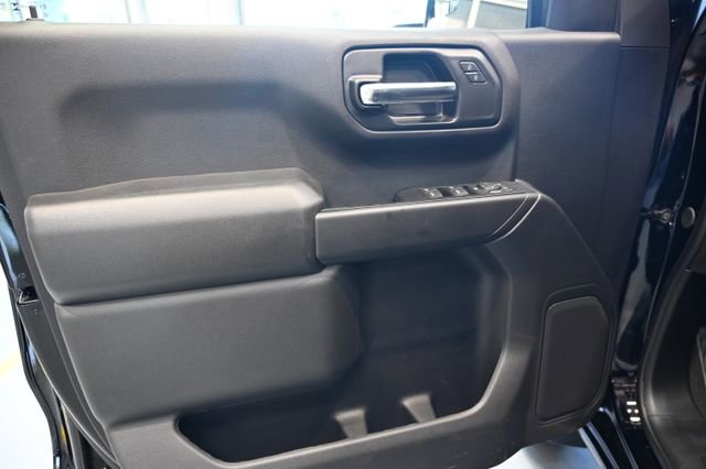 New 2026 Chevrolet Silverado 1500 Custom Trail Boss w/ LPO, Dark Essentials Package AWD/4WD image 23