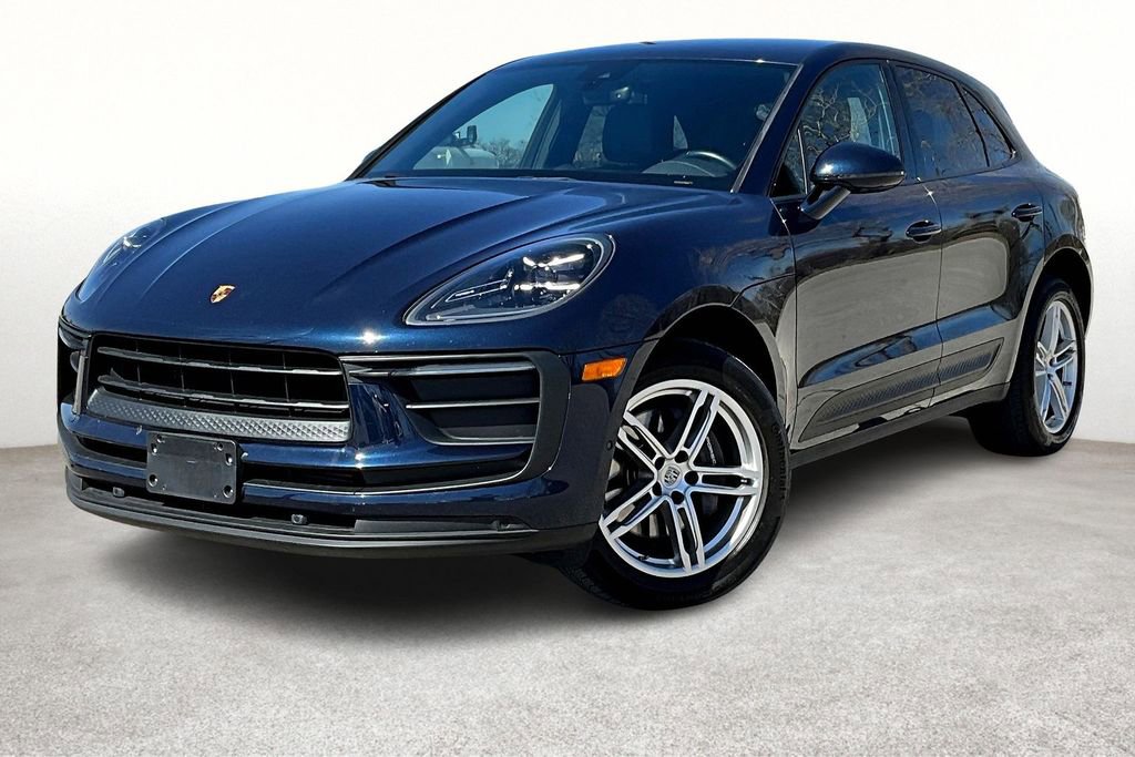 Used 2022 Porsche Macan image 16
