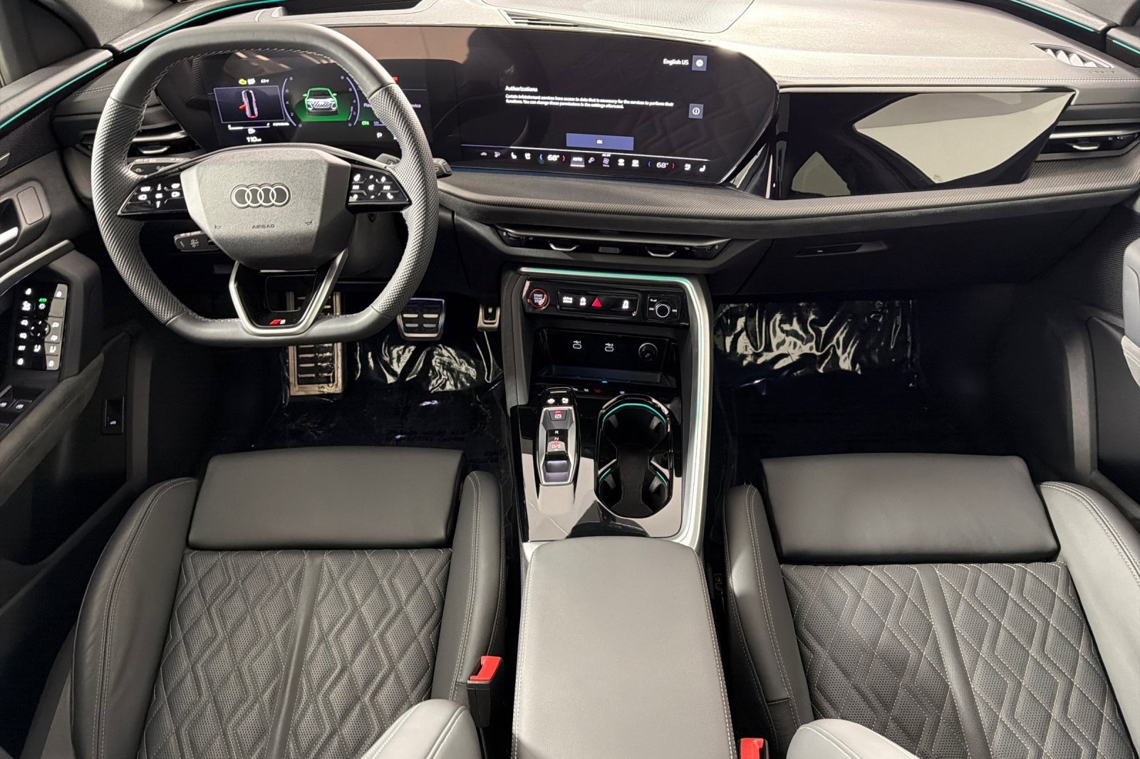 Used 2025 Audi SQ5 Premium Plus w/ Premium Plus Package image 12