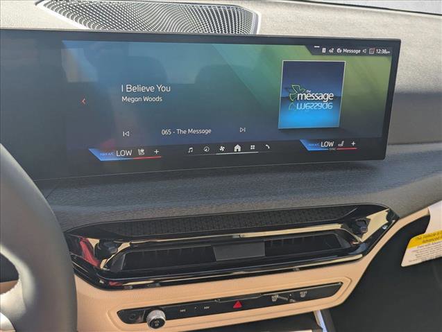 Used 2026 BMW 330i Sedan w/ Convenience Package image 11