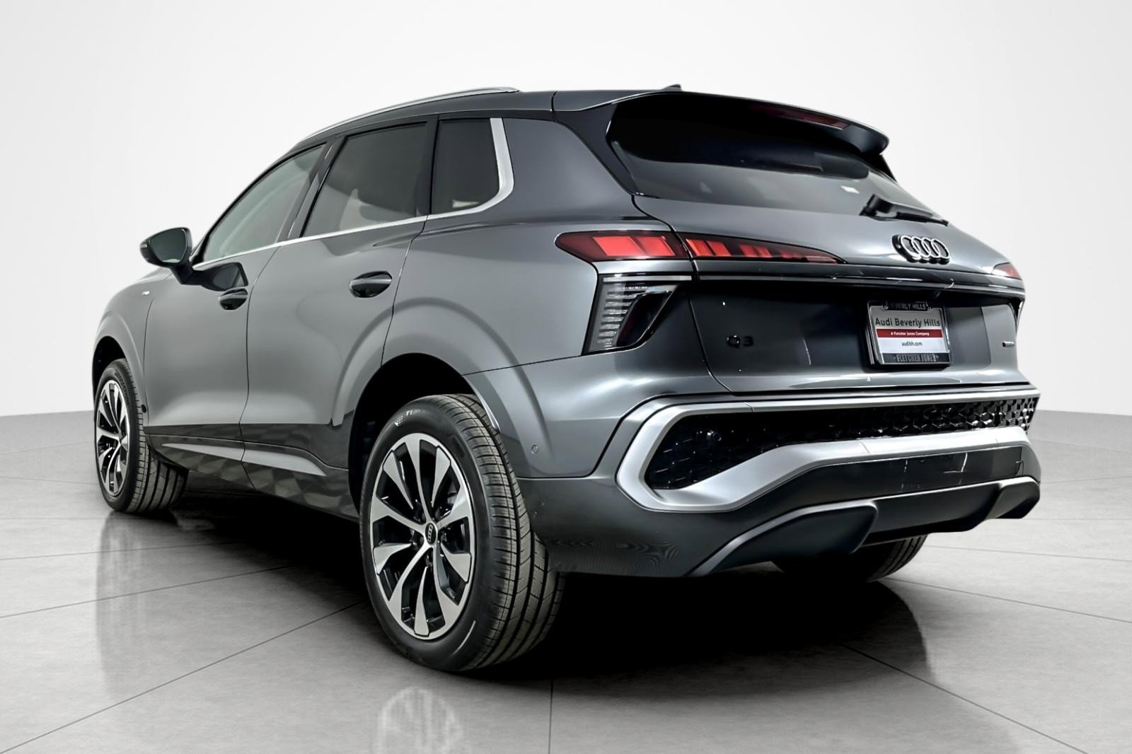 New 2026 Audi Q3 quattro 2.0T image 4