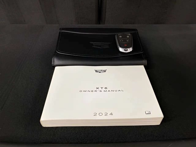 Used 2024 Cadillac XT6 Sport AWD/4WD image 98