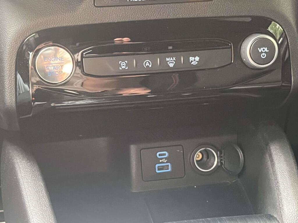 Certified 2023 Ford Escape ST-Line w/ Tech Pack #1 FWD image 28