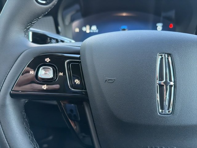 New 2026 Lincoln Corsair Premiere image 16