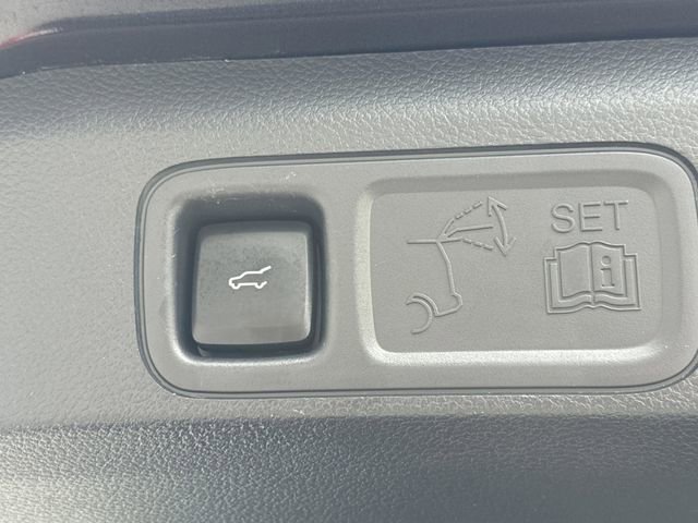 Used 2024 Ford Expedition XLT RWD image 21