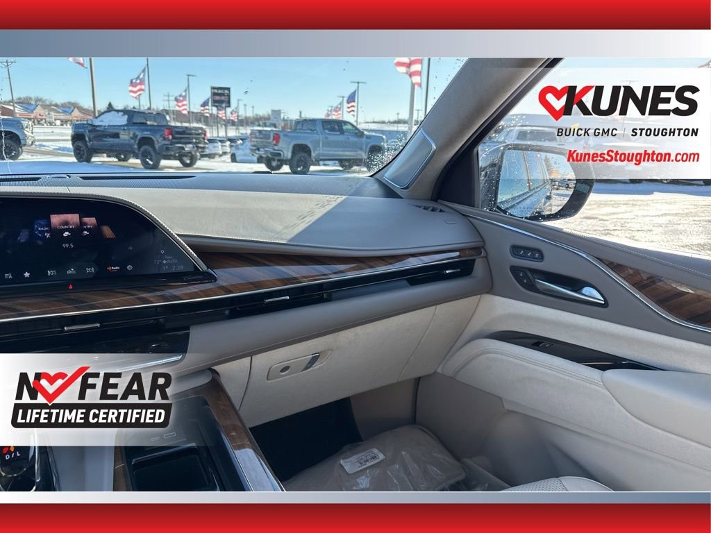 Used 2024 Cadillac Escalade ESV Sport Platinum image 44