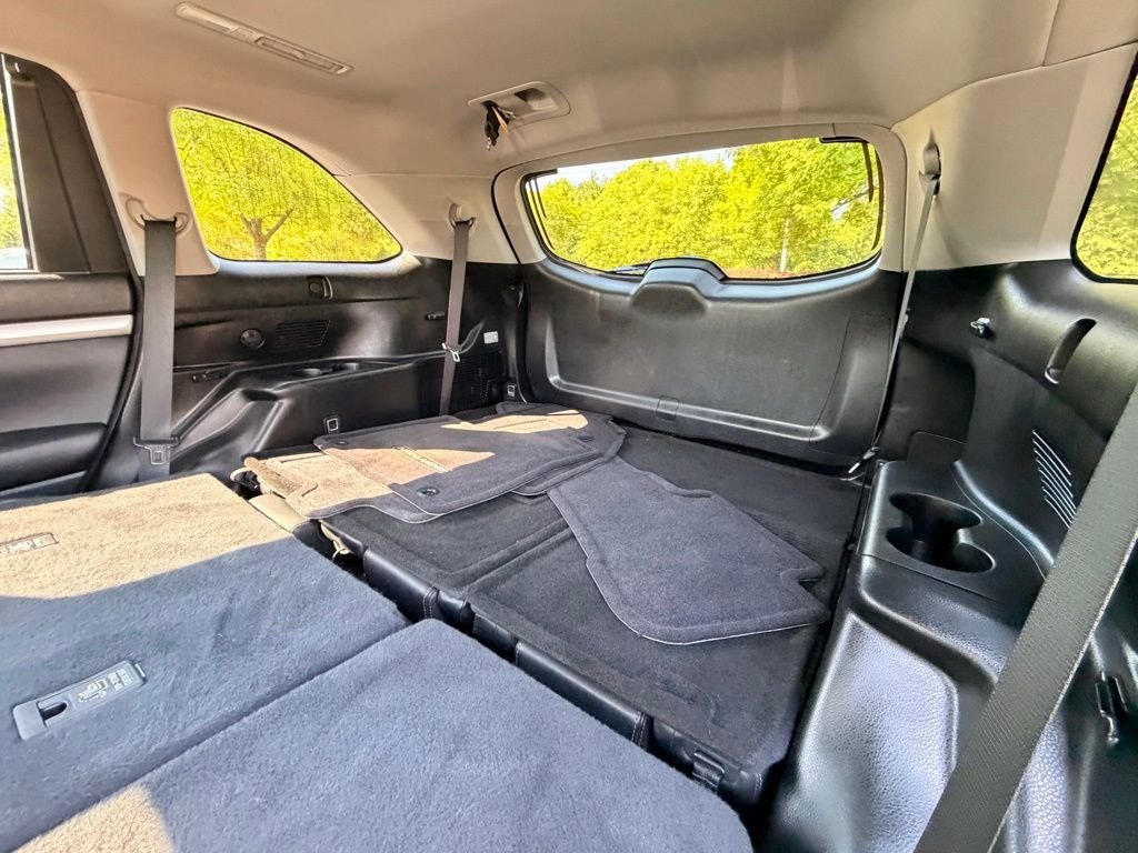Used 2017 Toyota Highlander XLE FWD image 15