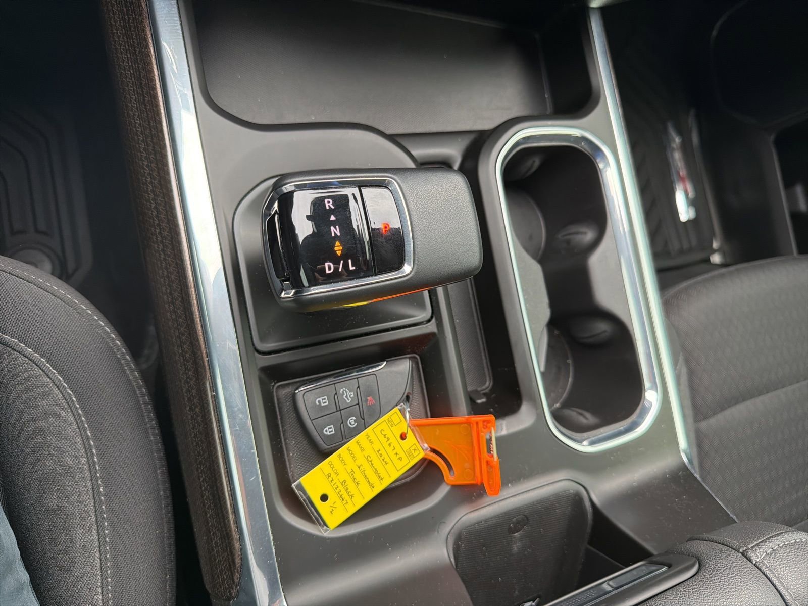 Used 2024 Chevrolet Silverado 1500 RST w/ Convenience Package II image 16