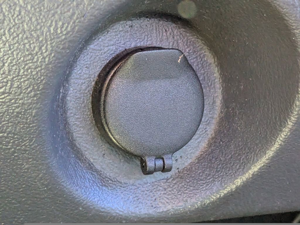 Used 2003 Chevrolet Silverado 1500 LS image 21