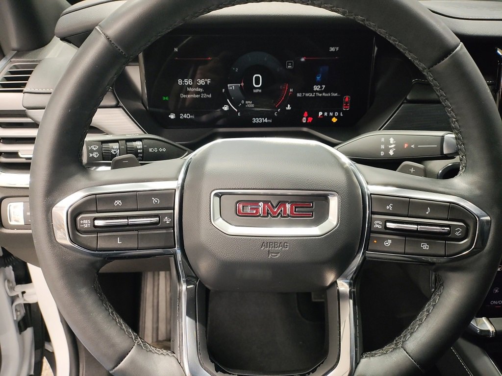 Used 2024 GMC Acadia Elevation w/ Black Edition image 30