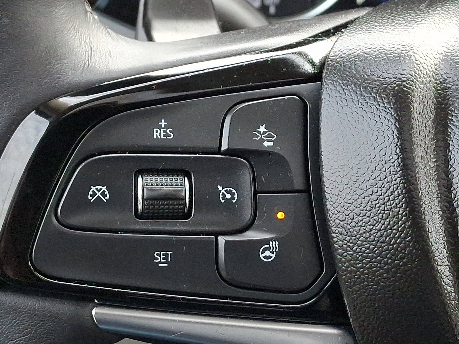 Certified 2024 Buick Enclave Avenir w/ Avenir Technology Package image 26