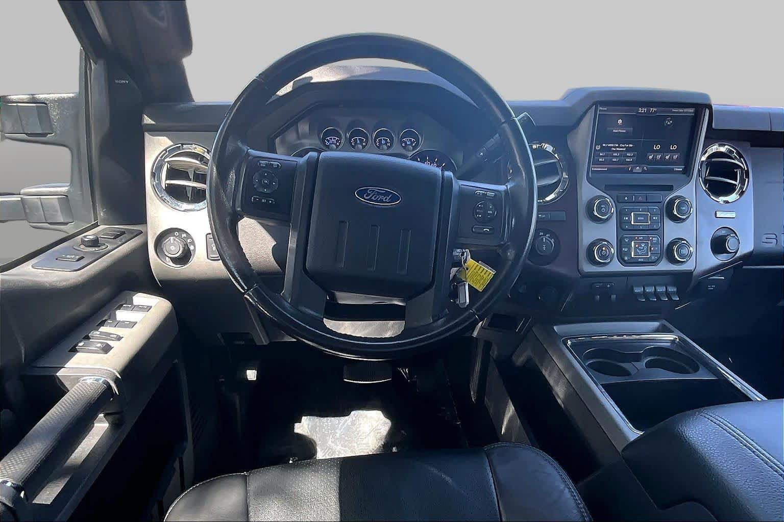 Used 2016 Ford F250 Lariat w/ Lariat Ultimate Package AWD/4WD image 6