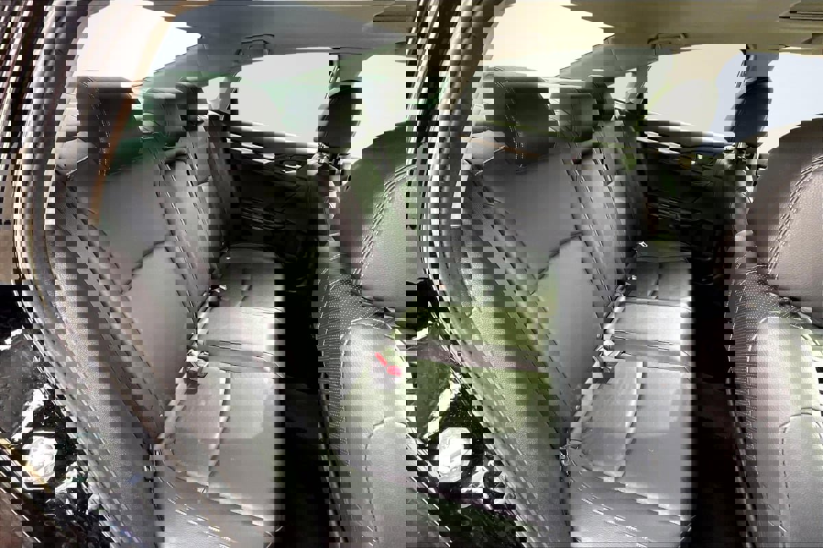 Used 2018 Honda Civic EX-L image 27