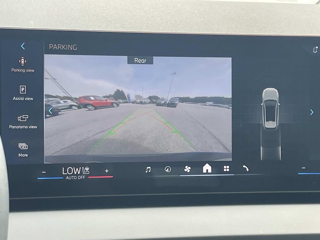 Used 2025 BMW X3 xDrive30i w/ Convenience Package image 21