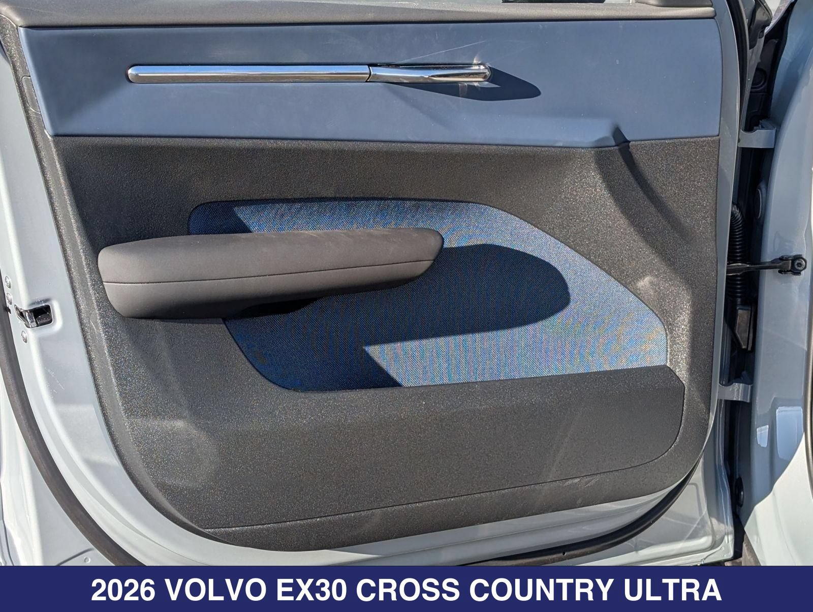 New 2026 Volvo EX30 Cross Country Ultra w/ Protection Package Premier AWD/4WD image 12