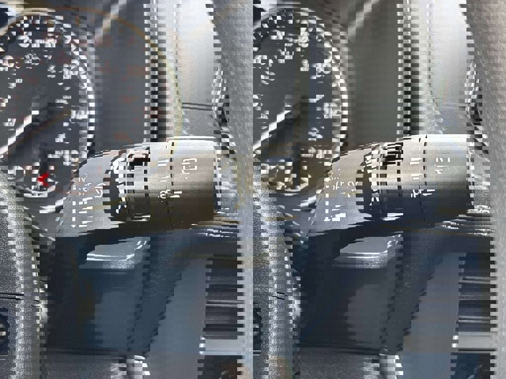 Used 2023 Nissan Rogue SV image 26