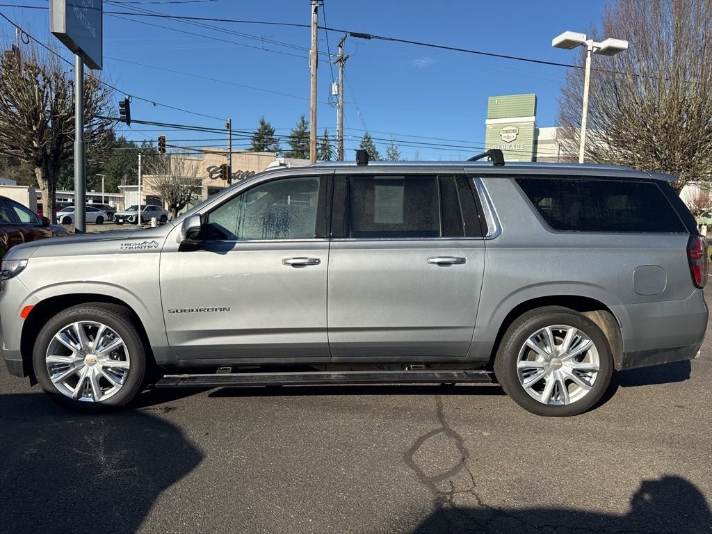 Used 2024 Chevrolet Suburban High Country image 47