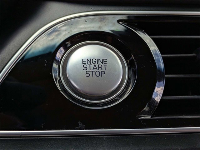 Used 2019 Genesis G70 2.0T Advanced w/ Elite Package image 28