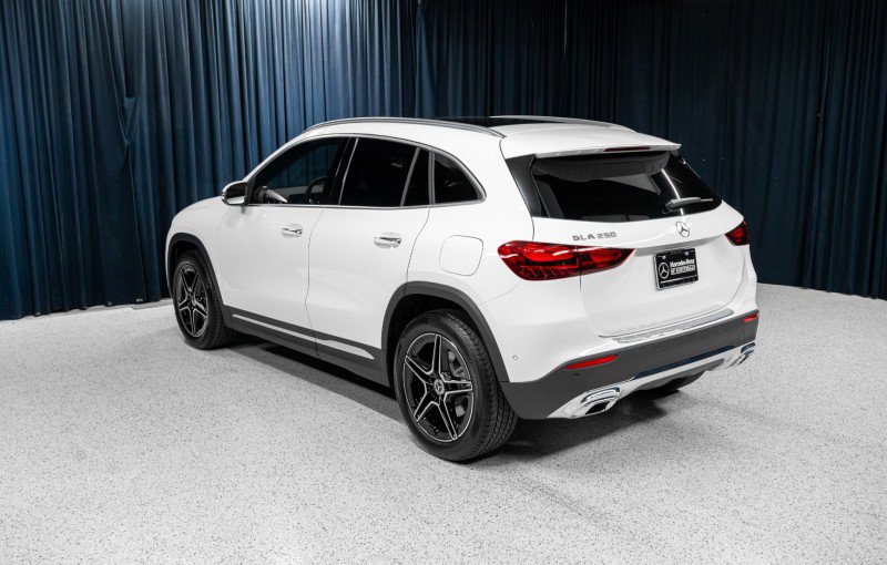 New 2026 Mercedes-Benz GLA 250 image 9