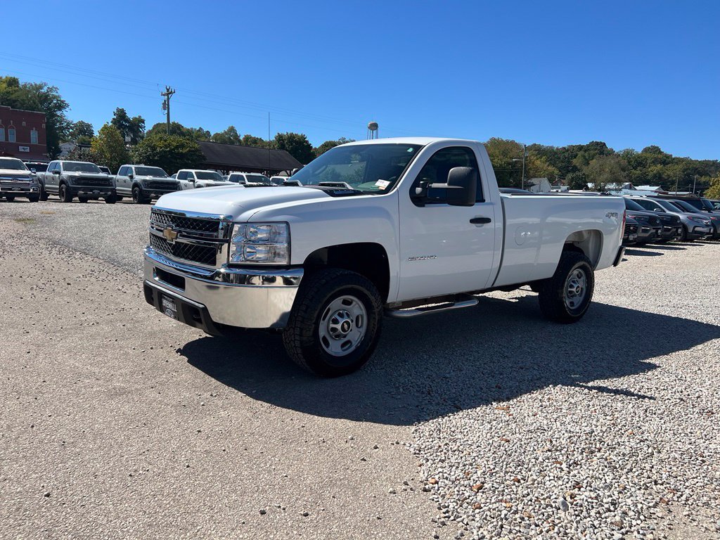 Used 2011 Chevrolet Silverado 2500 W/T AWD/4WD image 4