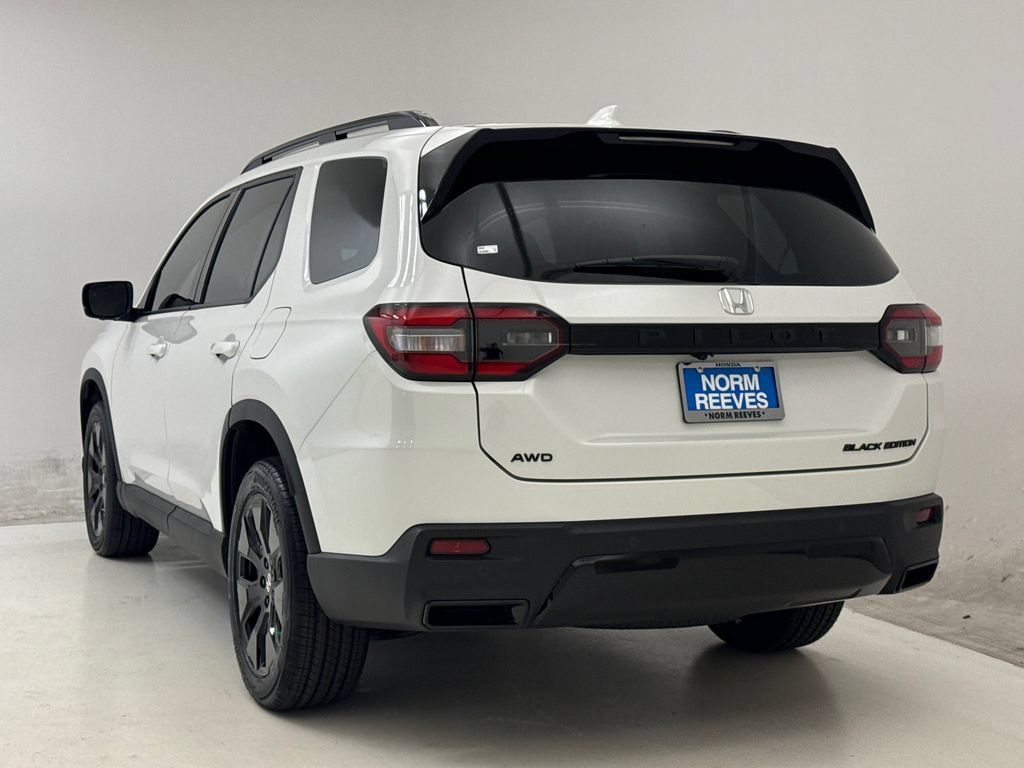 New 2026 Honda Pilot Black Edition image 7