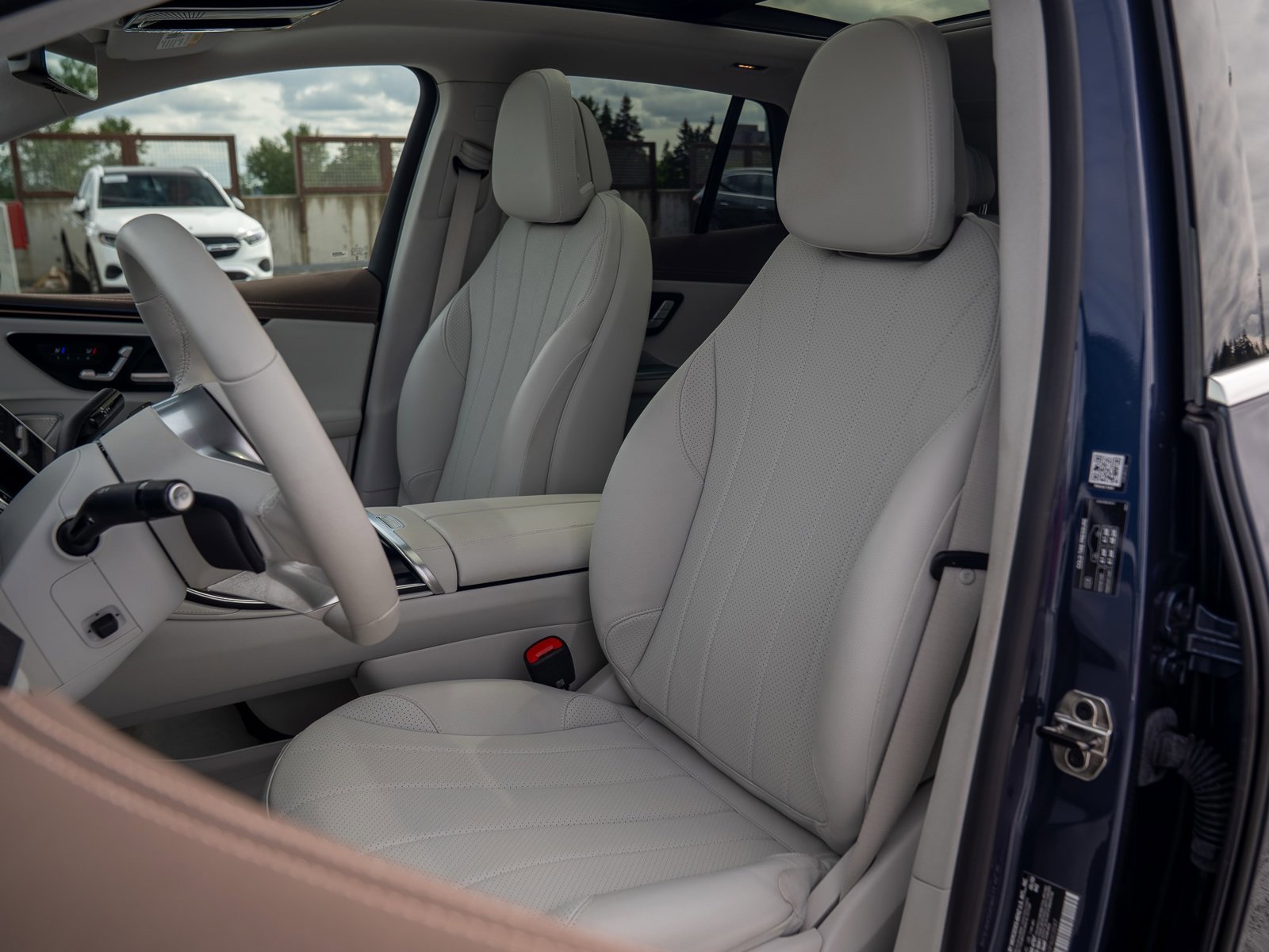 Certified 2023 Mercedes-Benz EQE 350+ 4MATIC SUV image 18
