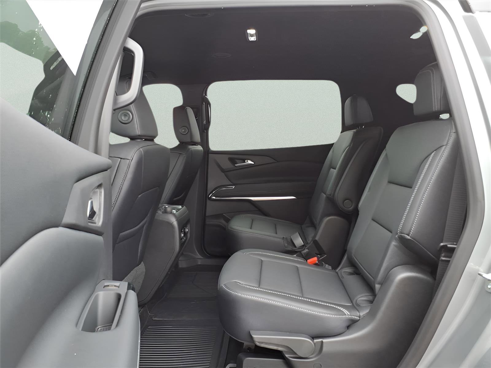 New 2026 Chevrolet Traverse LT w/ Midnight/Sport Edition image 11