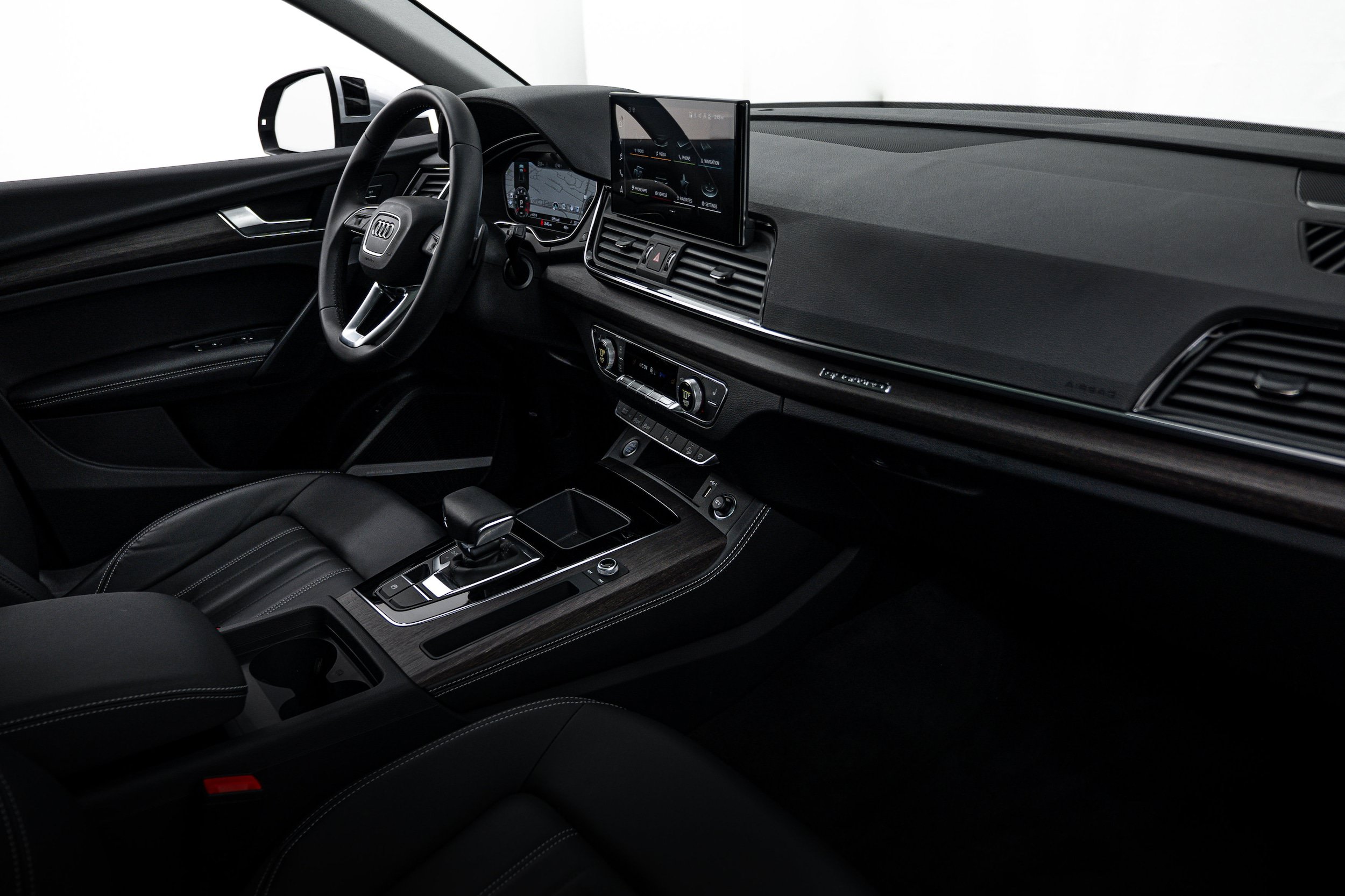 Certified 2023 Audi Q5 2.0T Premium Plus w/ Premium Plus Package AWD/4WD image 8