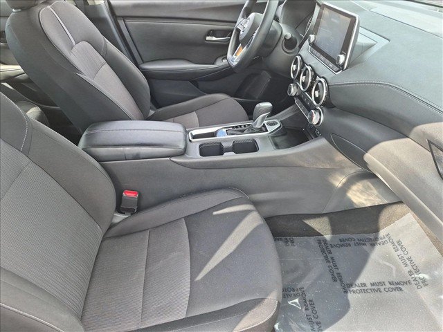 Used 2025 Nissan Sentra SV FWD image 19