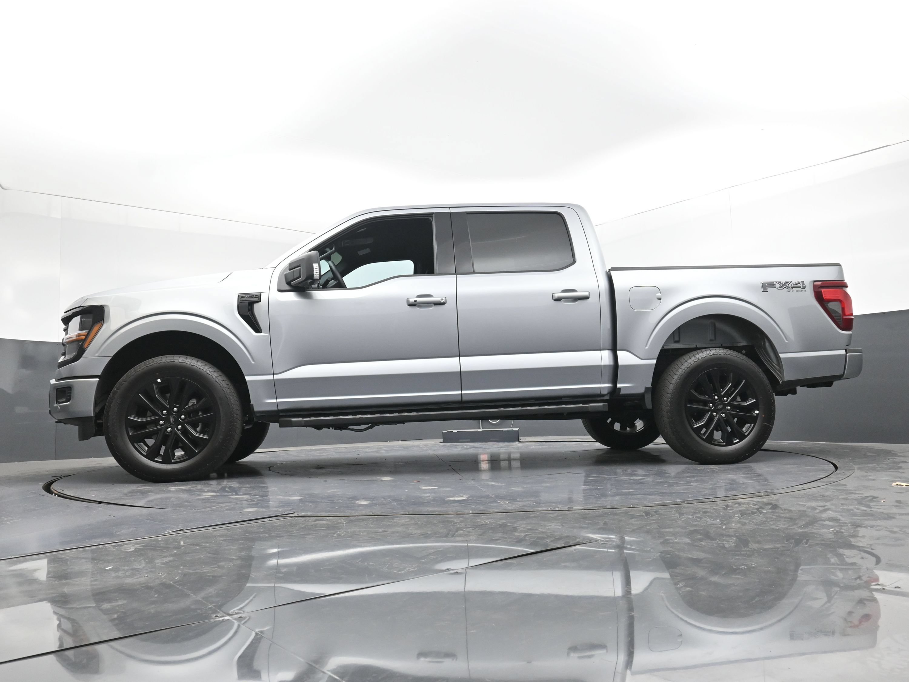 Used 2026 Ford F150 XLT w/ Equipment Group 302A MID AWD/4WD image 27