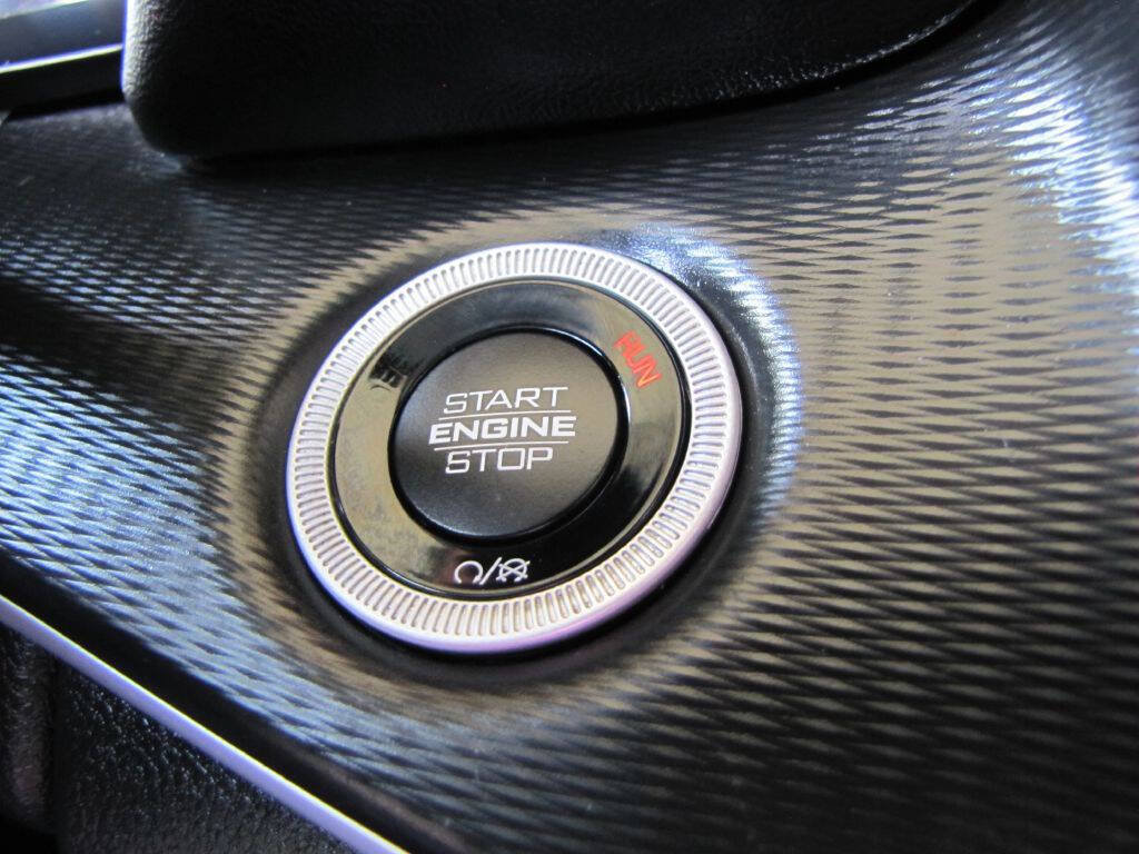 Used 2023 Jeep Grand Cherokee L Laredo RWD image 36
