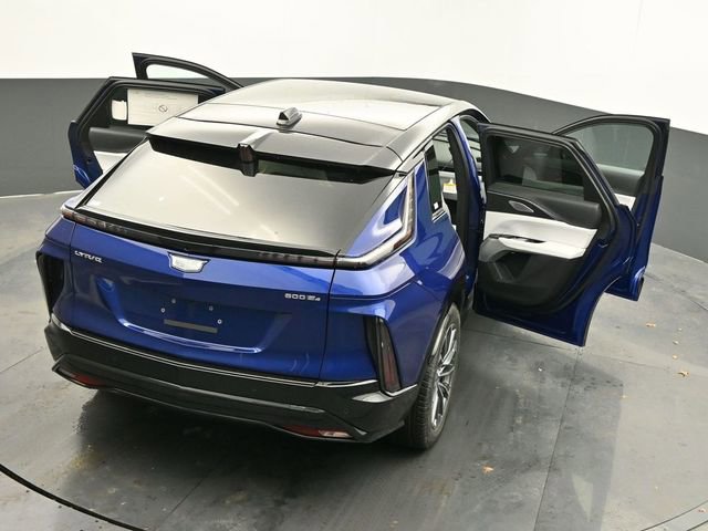 New 2025 Cadillac Lyriq Sport image 57