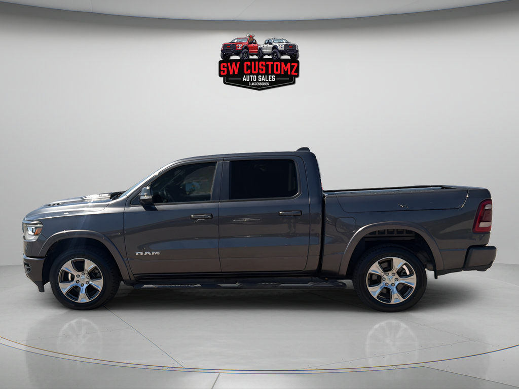 Used 2019 RAM 1500 Laramie w/ Sport Appearance Package AWD/4WD image 4