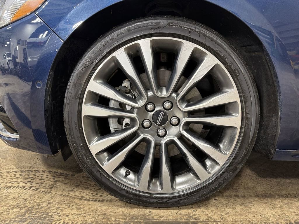 Used 2017 Lincoln Continental Reserve w/ Rear-seat Package image 19