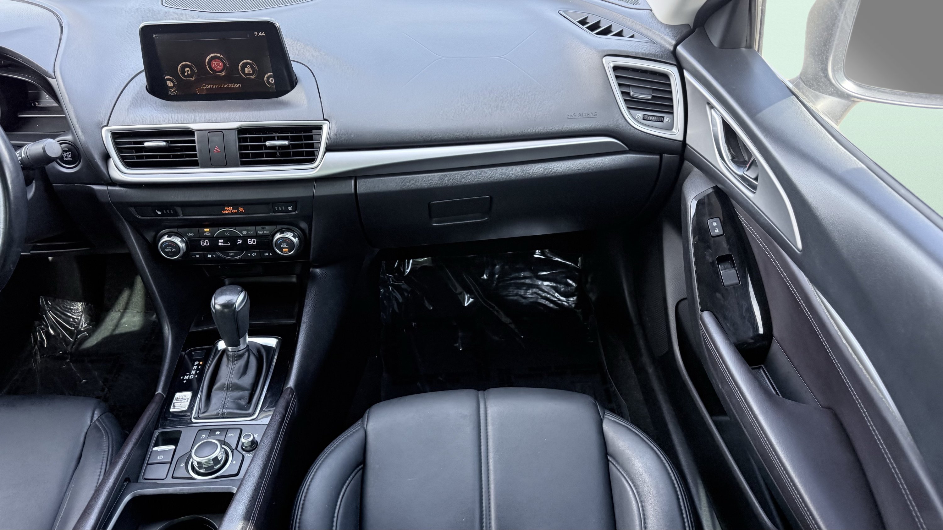 Used 2017 MAZDA MAZDA3 Touring FWD image 41