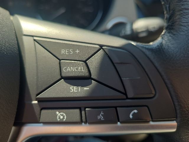 Certified 2022 Nissan Rogue Sport SV FWD image 14