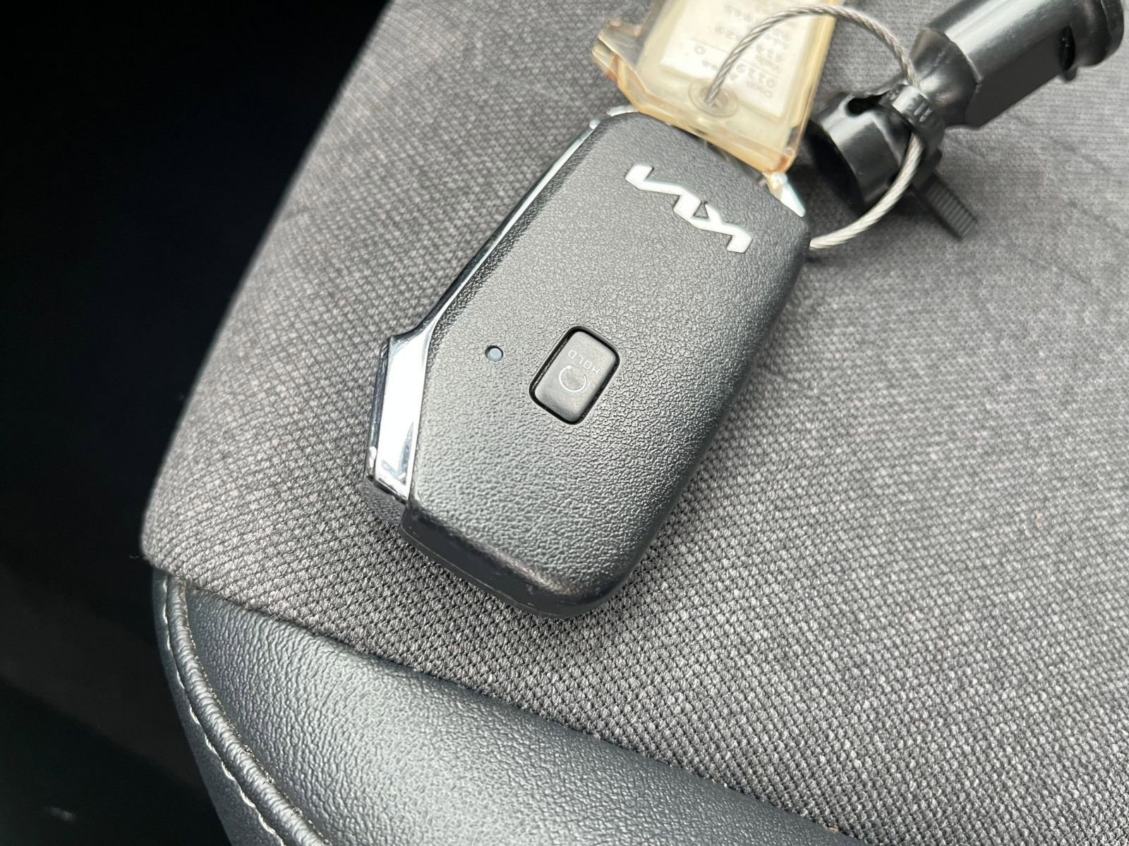 Used 2025 Kia Seltos S image 27