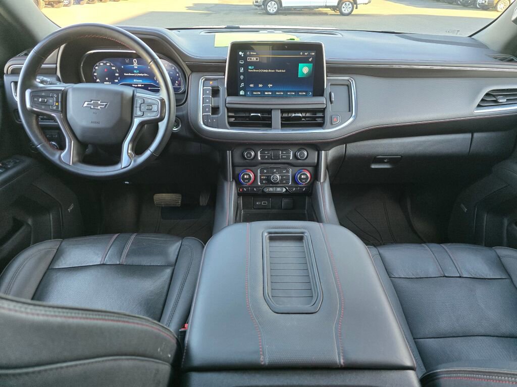 Used 2023 Chevrolet Suburban RST w/ Luxury Package image 13