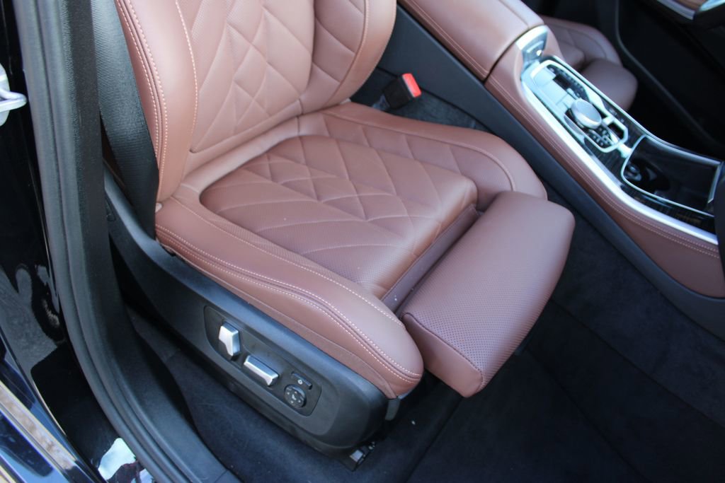 Used 2024 BMW X5 xDrive40i w/ M Sport Package image 25